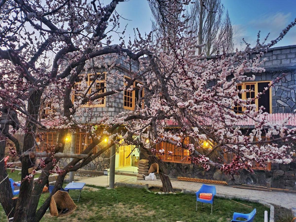 Sehrish Guest House Скарду Экстерьер фото
