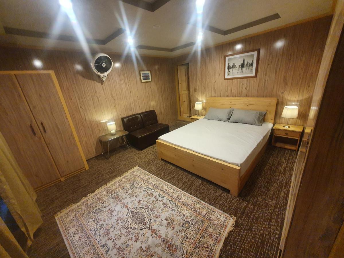 Sehrish Guest House Скарду Экстерьер фото